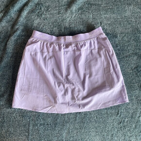 Like New Fabletics Woven Pocket Skirt w/Built in Shorts Lilac/White Size Medium - Picture 3 of 3